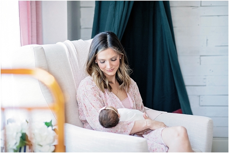 Creative Lifestyle Newborn Images - Dallas Fort Worth Newborn Photographer 